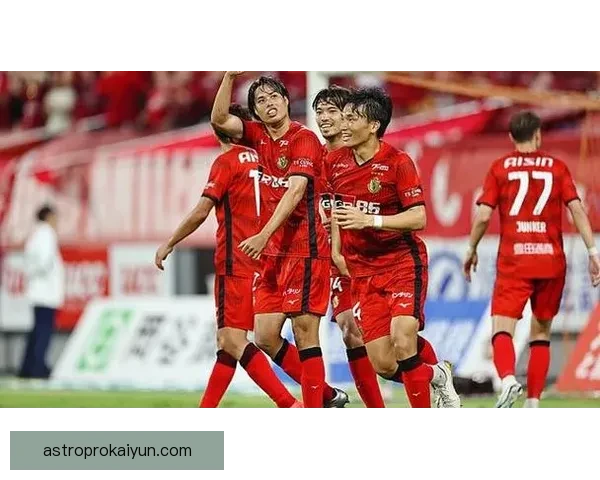 若日尼奥攻防能力表现稳健，中场拦截与传球效率持续提升